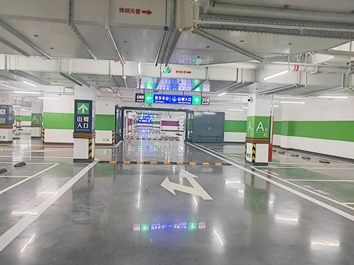 寮步山姆地下停车场